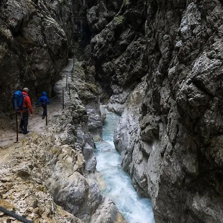 Bergspitz 그라이나우